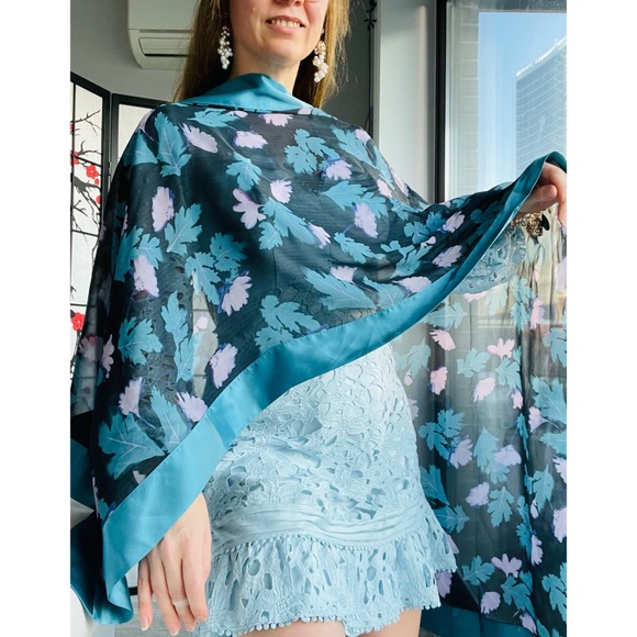 Doncaster Accessories - Doncaster DD 100% Silk Leaf Theme Print Satin Border Trim Long Rectangle Scarf